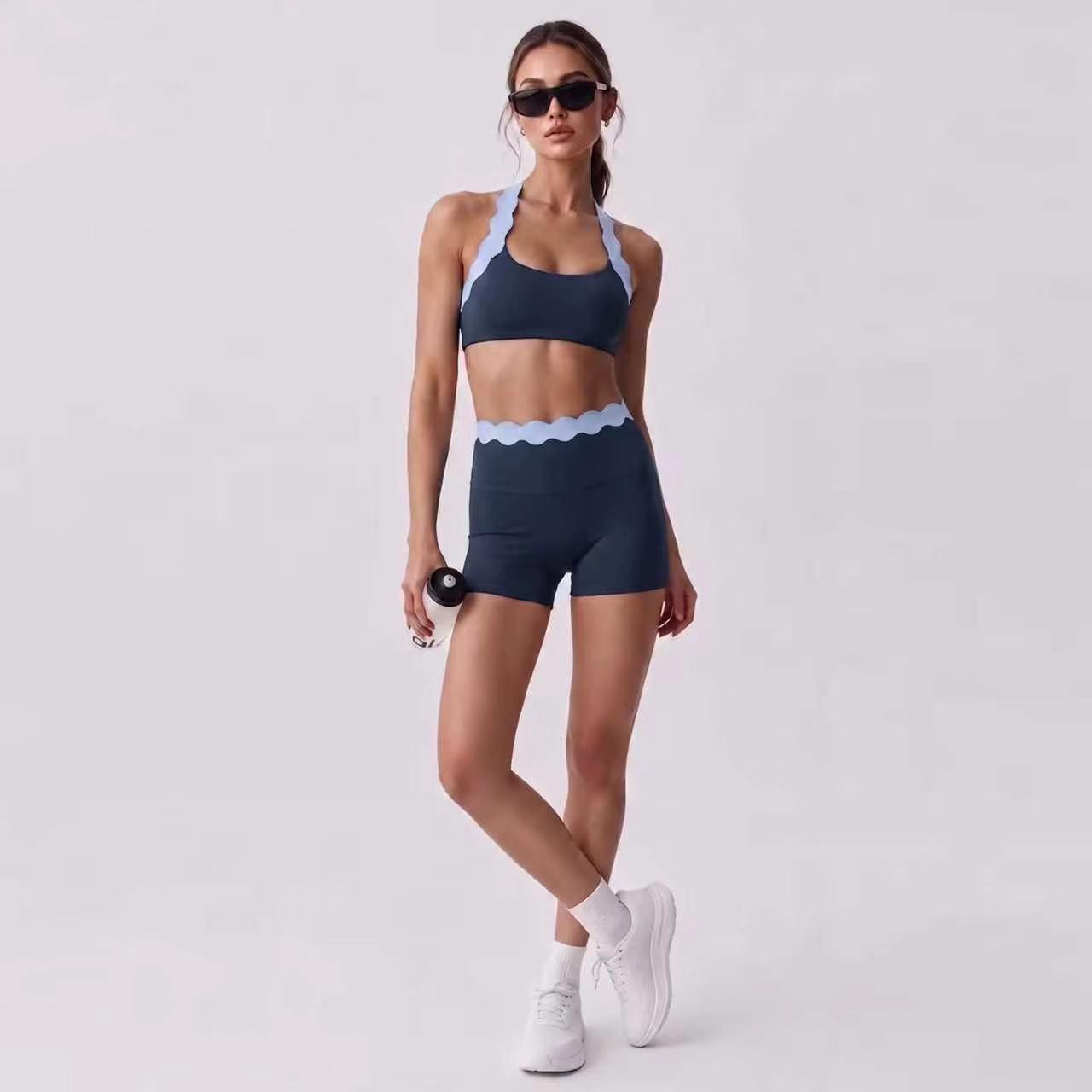 女性用2ピースヨガウェア ツートンカラー スカラップシェルレ - Lace Bralette Set のレビューと価格
