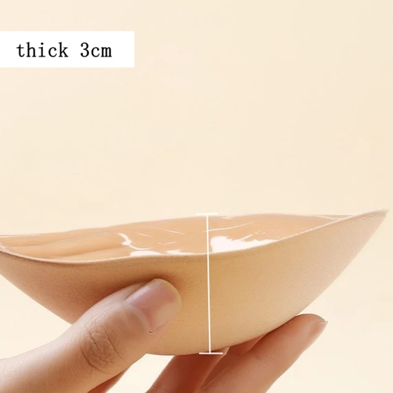 3cmの高さを出すシリコン製接着式ブラジャー。防水加工で、結 - Push Up Bra Silicone のレビューと価格